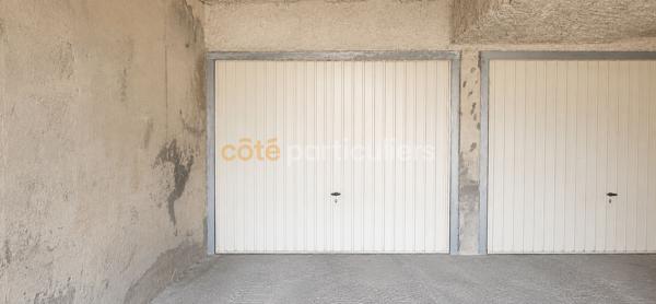 Vente
                Parking / box12 m² - LA ROCHE SUR YON (85000)