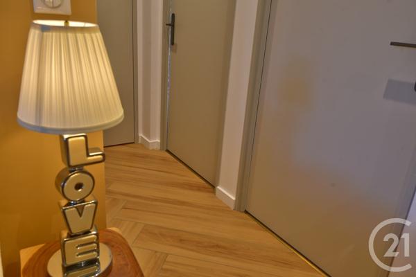 Appartement T6 à vendre  6 pièces - 98,75 m2 ROMANS SUR ISERE - 26