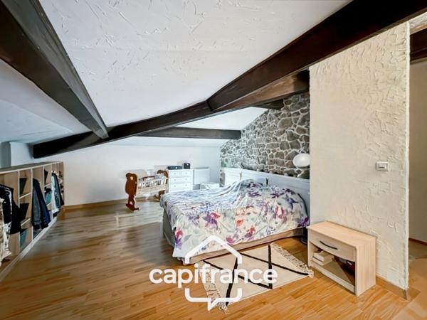 Maison à vendre 5 pièces PREAUX (07)