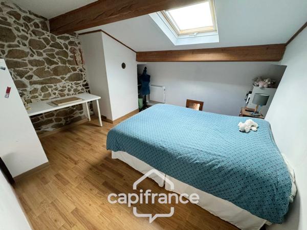 Maison à vendre 5 pièces PREAUX (07)