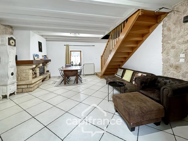 Maison à vendre 5 pièces PREAUX (07)