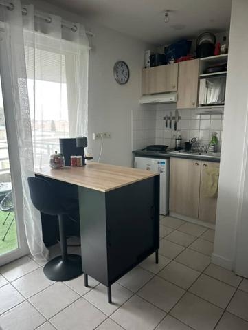 AYTRE T1 bis avec terrasse- Proche La Rochelle- Investissement locatif