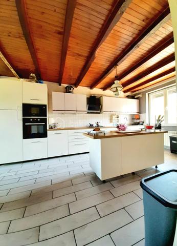 Maison de village de 202 m²