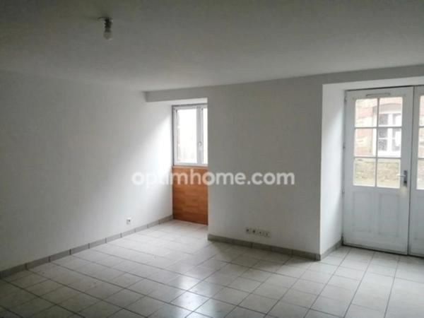 Immeuble et maisons en pierre à vendre (35)