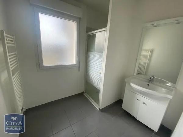Appartement à louer 3 pièces 57.24m² Nancy (54000)