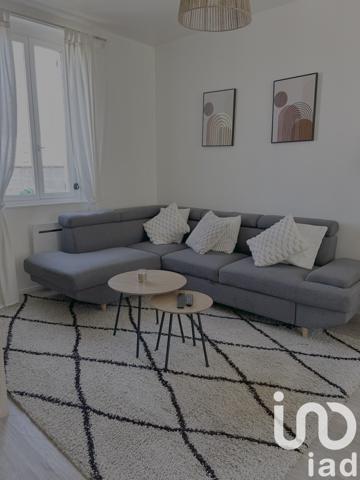 Maison 2 pièces de 48 m² à Lunery (18400)