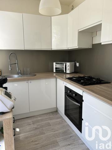 Maison 2 pièces de 48 m² à Lunery (18400)