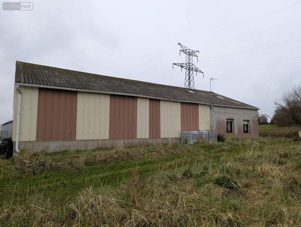 Immeuble à vendre à Douarnenez dans le Finistère (29100), ref : 011/160