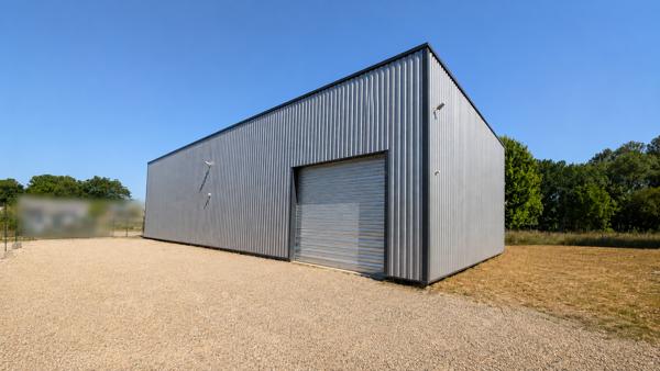 LOCAL COMMERCIAL / ARTISANAL 309 m² – DPE A – Construction 2019 - Saint-Seurin-sur-l'Isle (33660)