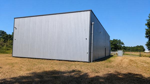 LOCAL COMMERCIAL / ARTISANAL 309 m² – DPE A – Construction 2019 - Saint-Seurin-sur-l'Isle (33660)