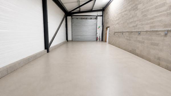 LOCAL COMMERCIAL / ARTISANAL 309 m² – DPE A – Construction 2019 - Saint-Seurin-sur-l'Isle (33660)