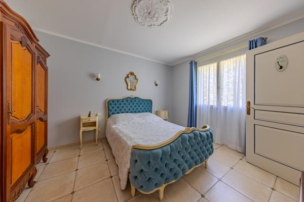 Saturargues (34400) Villa 6 pièces 161 m² L'Atelier de l'Immo - Votre Havre de Paix Familial à Saturargues !