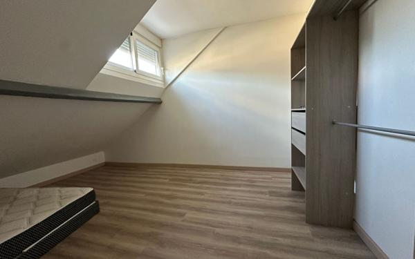 Appartement à louer    2 pièces • 30 m2 Étampes