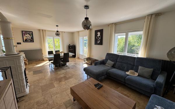 Maison à vendre    6 pièces •  Nogent-le-Rotrou