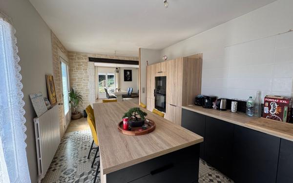 Maison à vendre    6 pièces •  Nogent-le-Rotrou