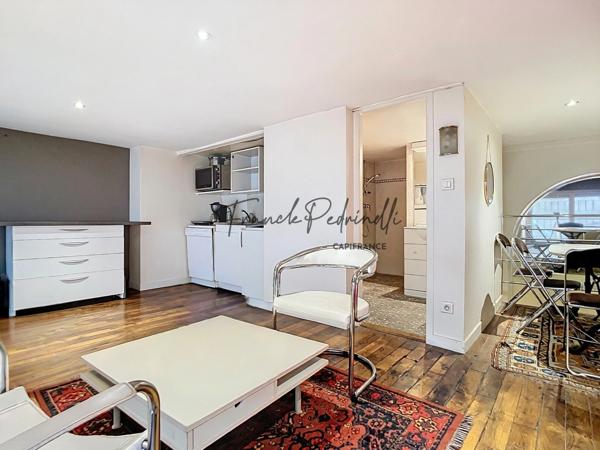 125 m² Locaux commerciaux  / bureaux LYON 6EME / A DIVISER