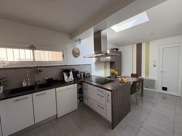 Beauzelle (31700) Exclusivité : Maison de plain-pied de 106m2 avec jardin, piscine et garage