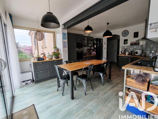 Maison à vendre 8 pièces 145 m² Rochechouart