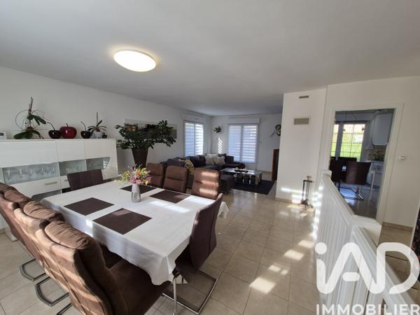Maison à vendre 6 pièces 123 m² Marange-Silvange