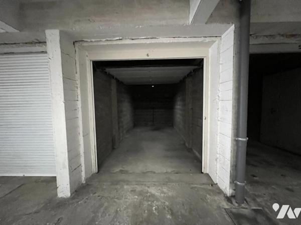 SAINT-BRIEUC, garage 15 m²