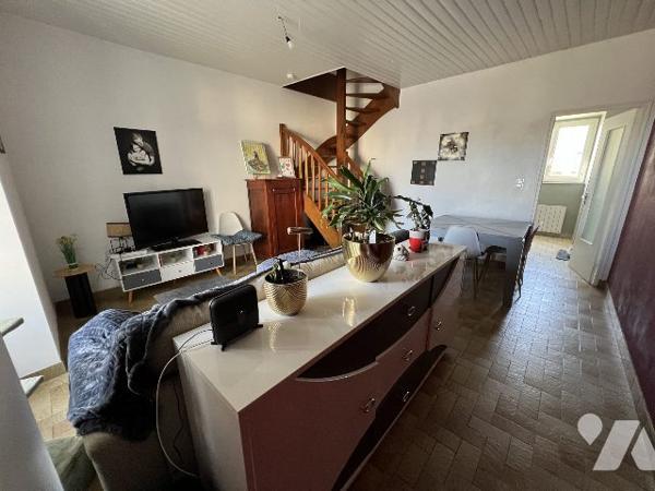 MAISON D'HABITATION A VENDRE