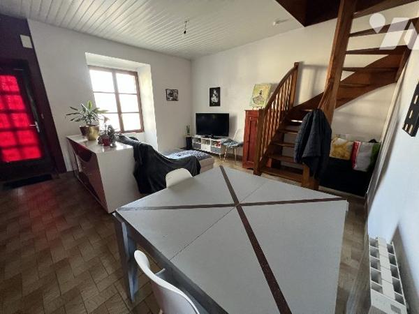 MAISON D'HABITATION A VENDRE