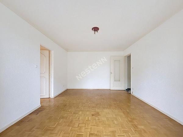 Nantes Mulotière : En vente ! Appartement T2 avec une chambre, espace de vie sur balcon, ascenseur, parking s/sol.