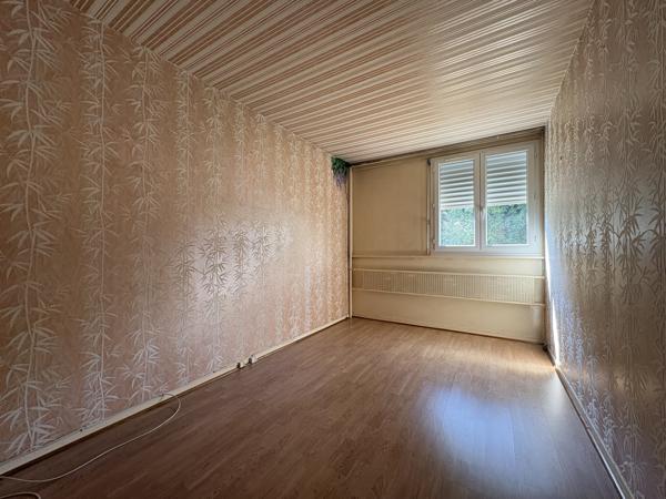 * Prix attractif* Appartement T3 à rafraichir- La Métare