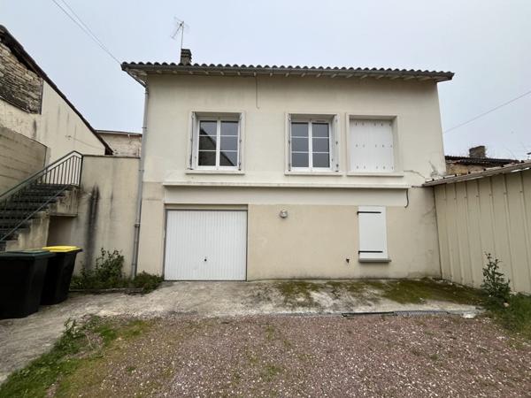 Maison à vendre |  Ruffec |  4 pièces | 106 m²