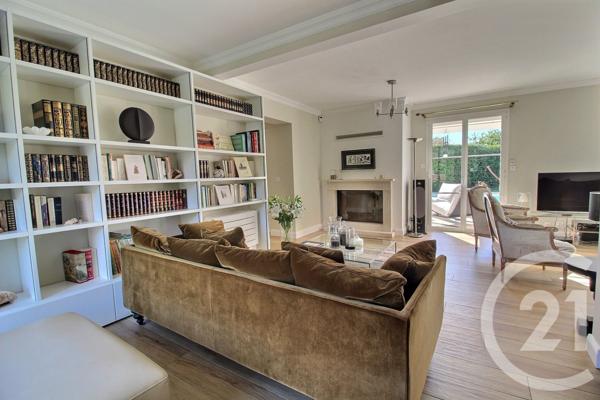 Maison à vendre  6 pièces - 184,90 m2 PESSAC - 33