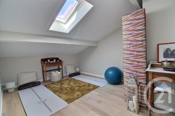 Maison à vendre  6 pièces - 184,90 m2 PESSAC - 33