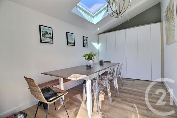 Maison à vendre  6 pièces - 184,90 m2 PESSAC - 33