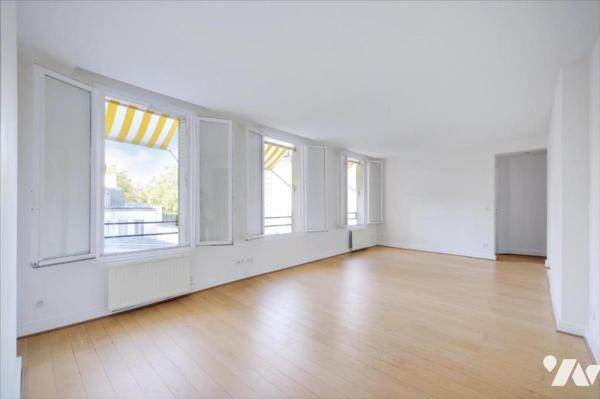 Notaire - Hôtel de Rotschild - Vue dégagée - Exclusivité