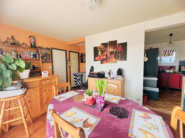 A VENDRE MAISON 3 PIÈCES - GARAGE -TERRAIN CONSTRUCTIBLE