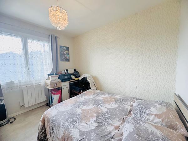 A VENDRE MAISON 3 PIÈCES - GARAGE -TERRAIN CONSTRUCTIBLE