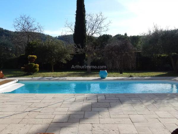 Vente Propriété 11 pièces 315 m2 à Salernes