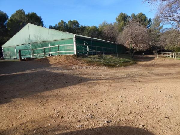 Vente Propriété 11 pièces 315 m2 à Salernes