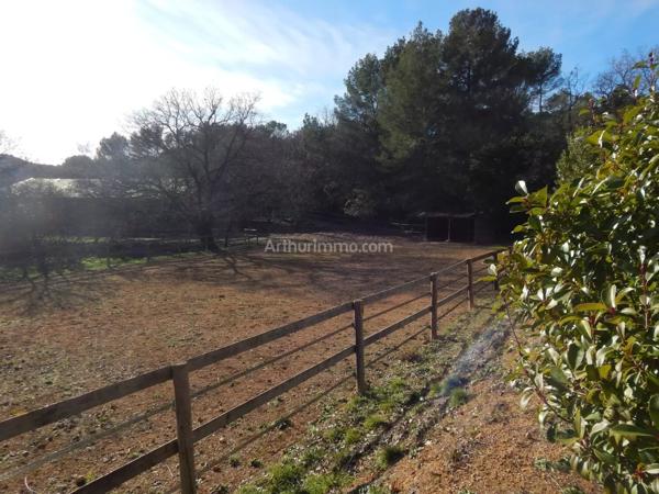 Vente Propriété 11 pièces 315 m2 à Salernes