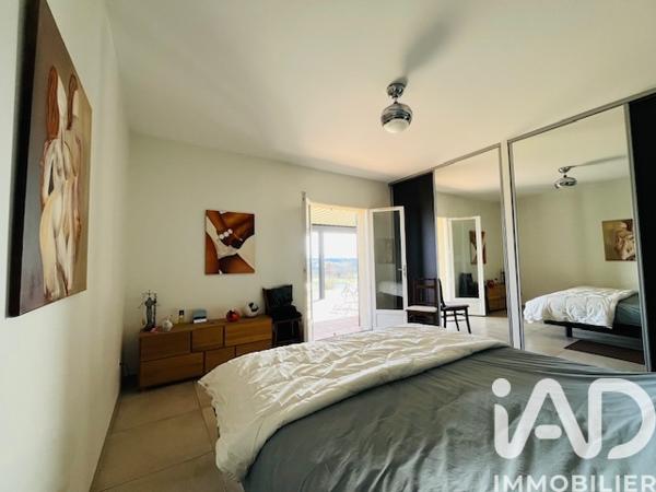 Maison à vendre 6 pièces 194 m² Esparron