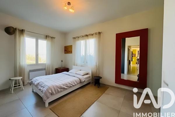 Maison à vendre 6 pièces 194 m² Esparron