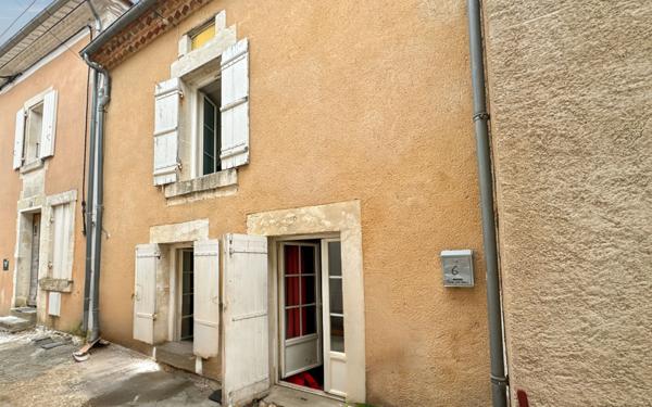 Maison à vendre    2 pièces •  Saint-Astier