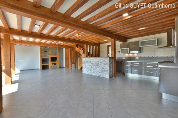 20MN de BERNAY, MAISON NORMANDE, T10 206M² 269500€ 1200M² de terrain.