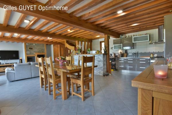 20MN de BERNAY, MAISON NORMANDE, T10 206M² 269500€ 1200M² de terrain.