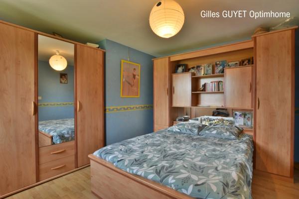 20MN de BERNAY, MAISON NORMANDE, T10 206M² 269500€ 1200M² de terrain.