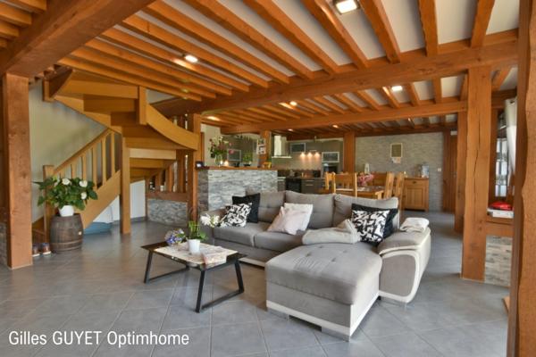 20MN de BERNAY, MAISON NORMANDE, T10 206M² 269500€ 1200M² de terrain.