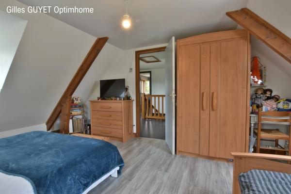 20MN de BERNAY, MAISON NORMANDE, T10 206M² 269500€ 1200M² de terrain.