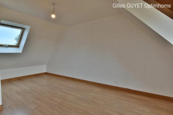 20MN de BERNAY, MAISON NORMANDE, T10 206M² 269500€ 1200M² de terrain.