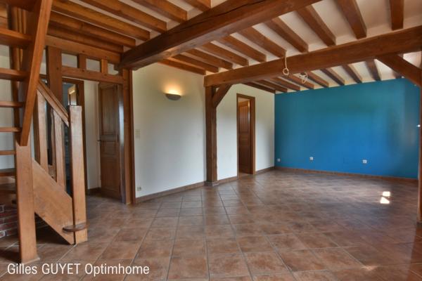 20MN de BERNAY, MAISON NORMANDE, T10 206M² 269500€ 1200M² de terrain.