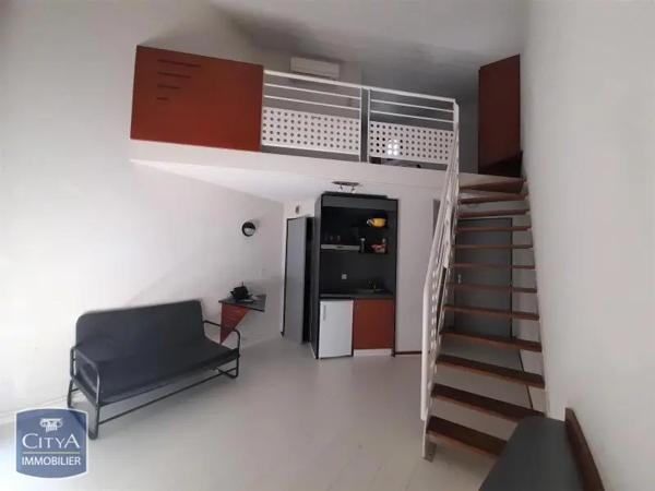Appartement à louer 1 pièce 28.8m² Chasseneuil-du-Poitou (86360)