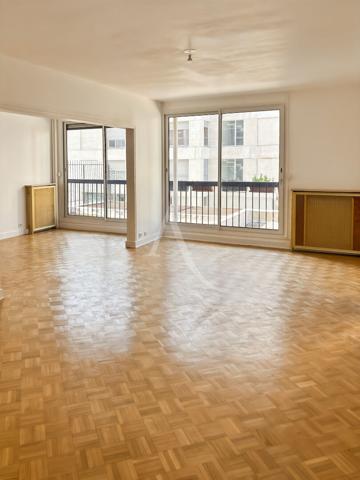 Appartement Familial 5 Pièces de 104,68 m² avec Vaste Balcon Filant Paris 12ème - Métro Dugommier